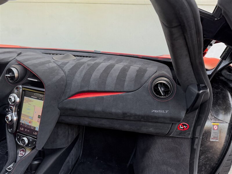 2021 McLaren 765LT - Photo 31 - Bonita Springs, FL 34134