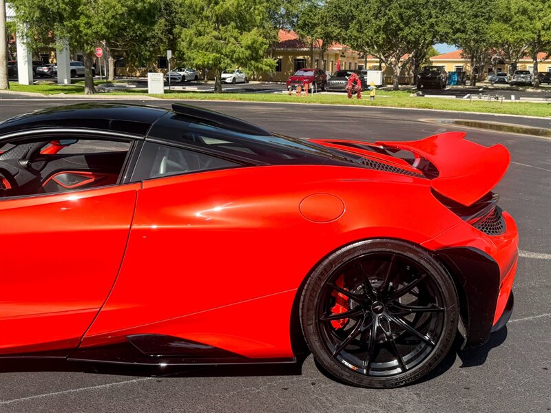 2021 McLaren 765LT - Photo 38 - Bonita Springs, FL 34134
