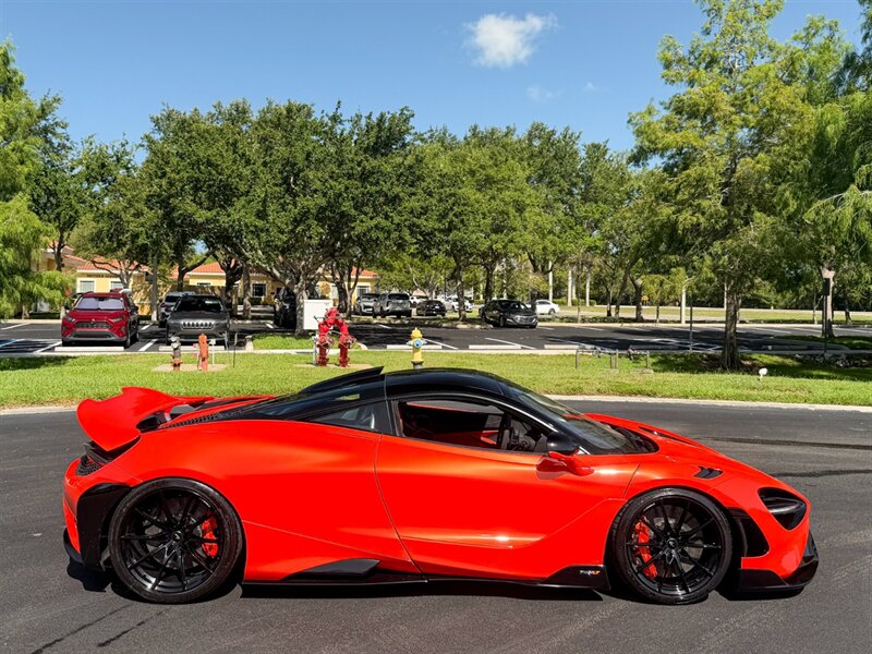 2021 McLaren 765LT - Photo 54 - Bonita Springs, FL 34134