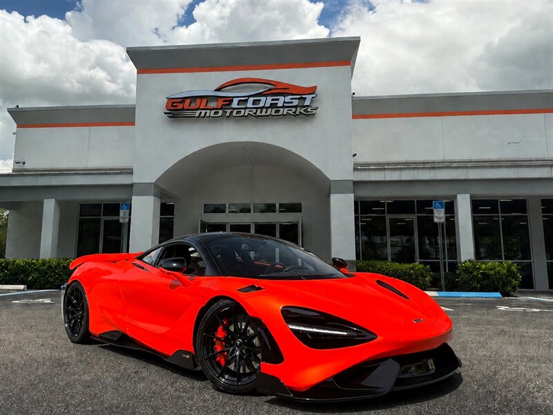 2021 McLaren 765LT  