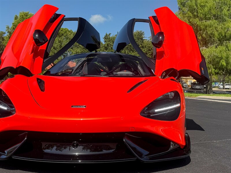 2021 McLaren 765LT - Photo 3 - Bonita Springs, FL 34134