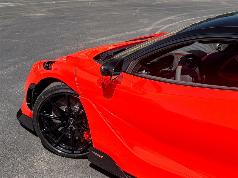 2021 McLaren 765LT - Photo 41 - Bonita Springs, FL 34134