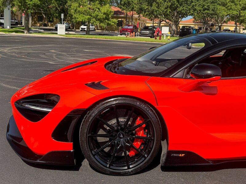 2021 McLaren 765LT - Photo 36 - Bonita Springs, FL 34134