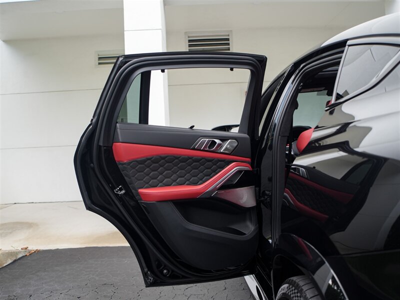 2021 BMW X6 M - Photo 34 - Bonita Springs, FL 34134