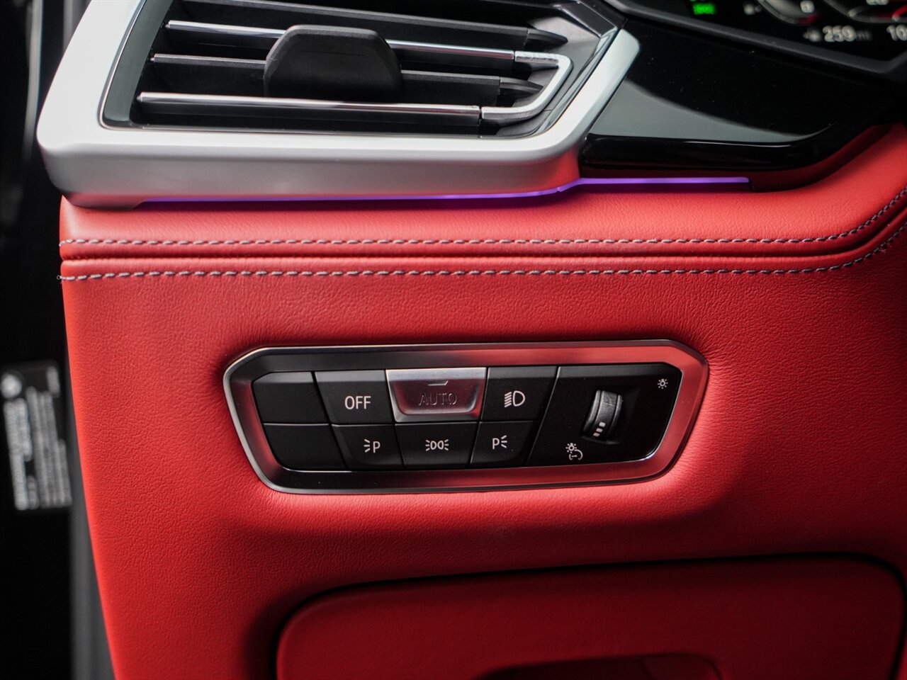 2021 BMW X6 M - Photo 24 - Bonita Springs, FL 34134