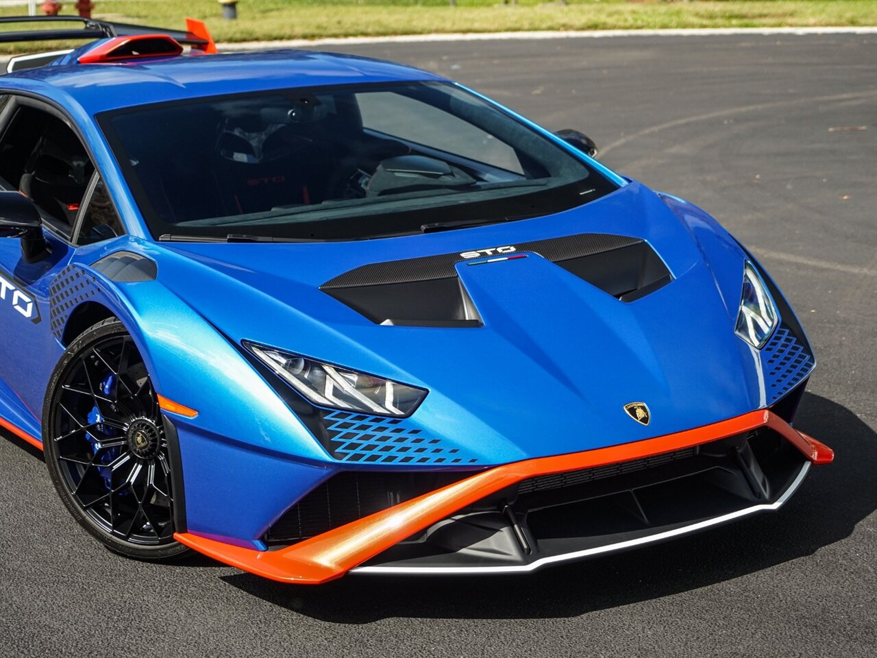 2022 Lamborghini Huracan STO   - Photo 69 - Bonita Springs, FL 34134