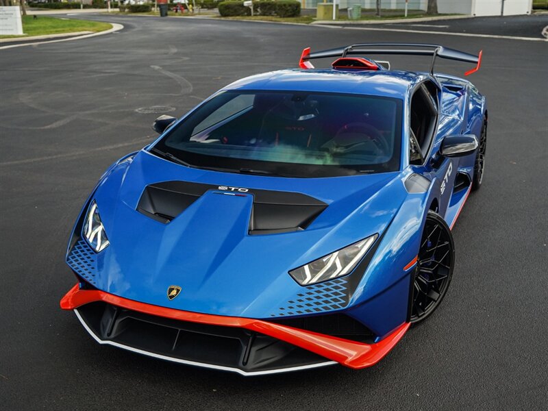 2022 Lamborghini Huracan STO - Photo 8 - Bonita Springs, FL 34134