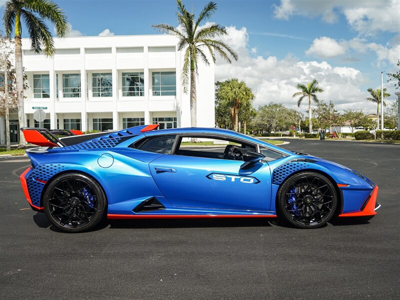2022 Lamborghini Huracan STO - Photo 63 - Bonita Springs, FL 34134