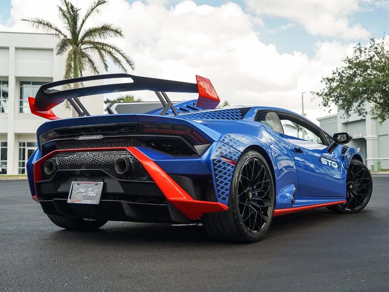 2022 Lamborghini Huracan STO   - Photo 58 - Bonita Springs, FL 34134