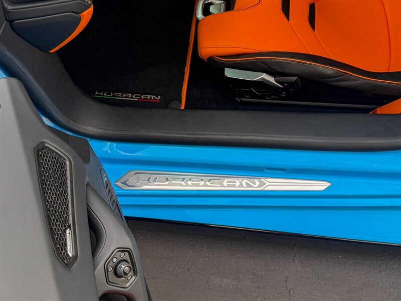 2022 Lamborghini Huracan EVO   - Photo 28 - Bonita Springs, FL 34134
