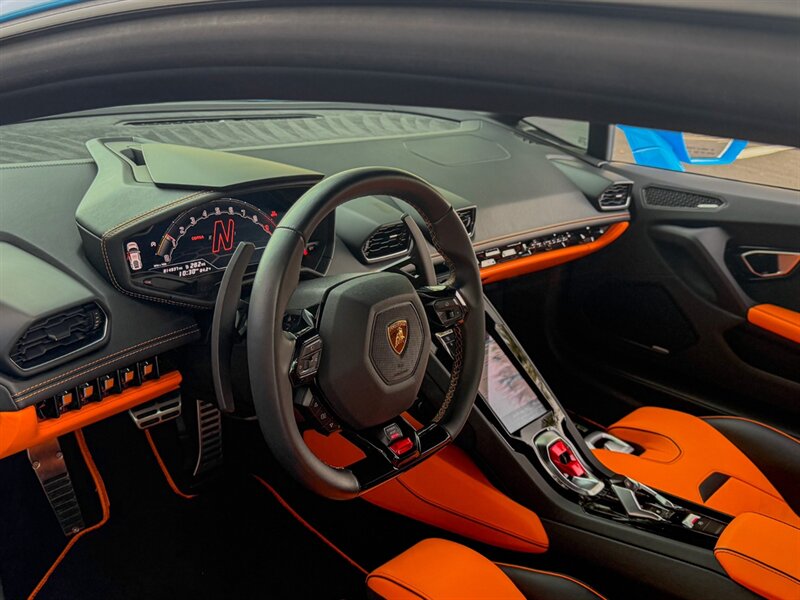 2022 Lamborghini Huracan EVO   - Photo 30 - Bonita Springs, FL 34134