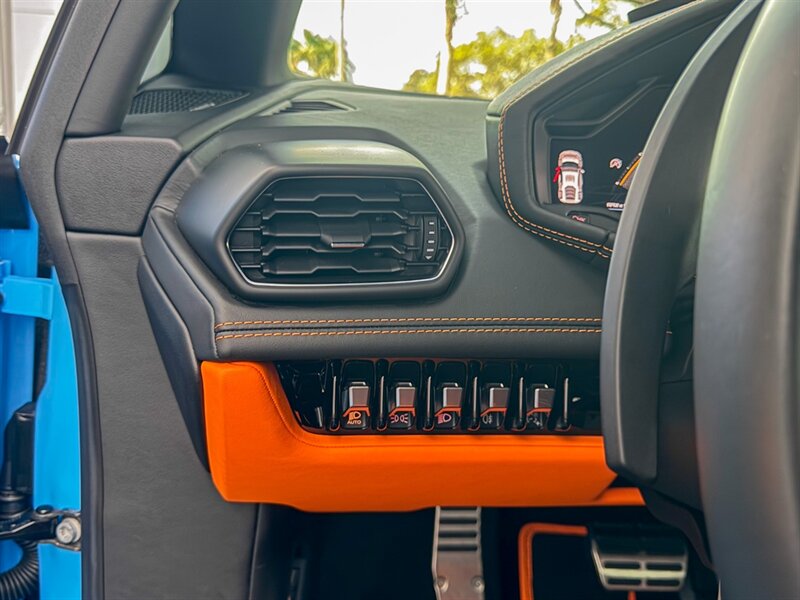 2022 Lamborghini Huracan EVO   - Photo 21 - Bonita Springs, FL 34134