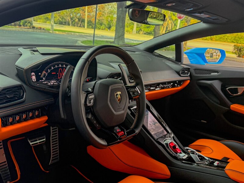 2022 Lamborghini Huracan EVO   - Photo 12 - Bonita Springs, FL 34134