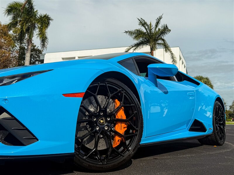 2022 Lamborghini Huracan EVO   - Photo 11 - Bonita Springs, FL 34134
