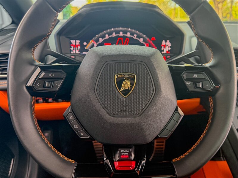 2022 Lamborghini Huracan EVO   - Photo 32 - Bonita Springs, FL 34134