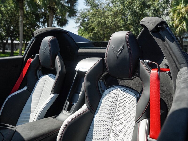 2023 Chevrolet Corvette Z06 70th Anniversary Convertible - Photo 8 - Bonita Springs, FL 34134