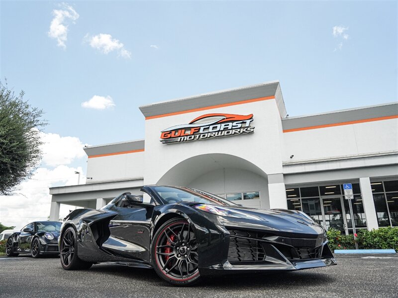 2023 Chevrolet Corvette Z06 70th Anniversary Convertible   - Photo 1 - Bonita Springs, FL 34134