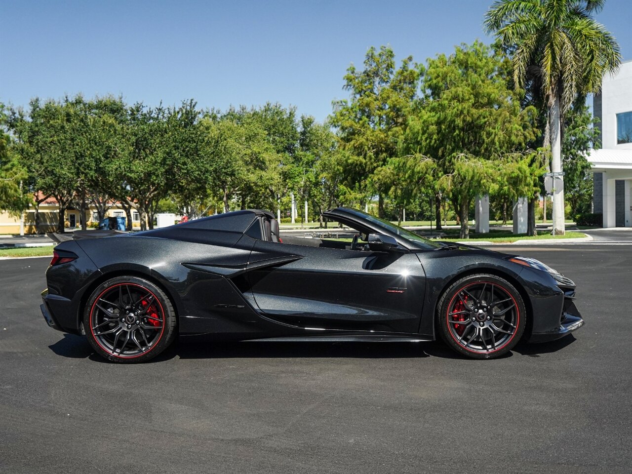 2023 Chevrolet Corvette Z06 70th Anniversary Convertible   - Photo 61 - Bonita Springs, FL 34134