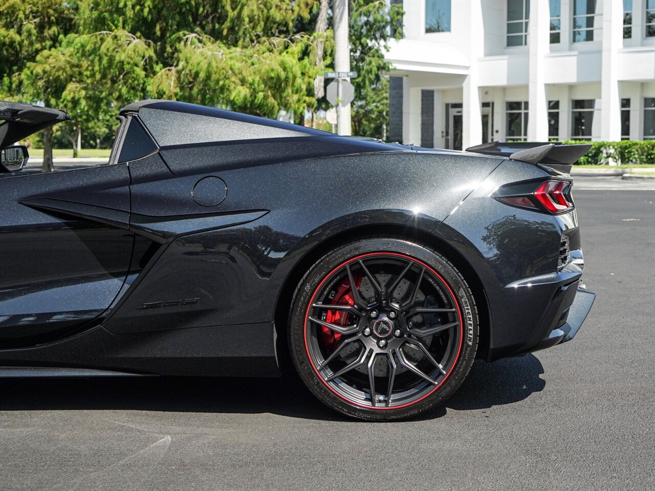 2023 Chevrolet Corvette Z06 70th Anniversary Convertible   - Photo 40 - Bonita Springs, FL 34134