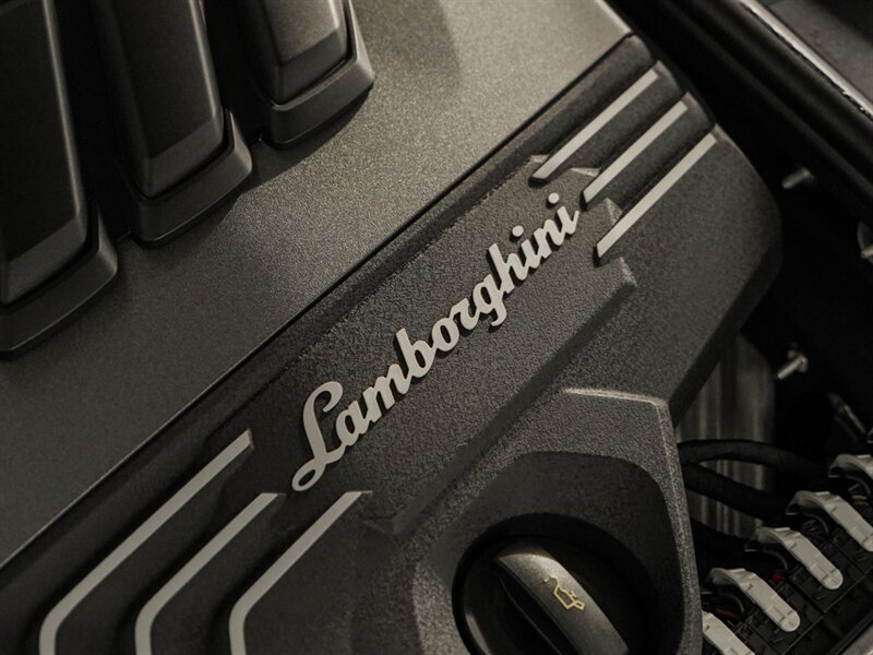 2020 Lamborghini Urus   - Photo 38 - Bonita Springs, FL 34134