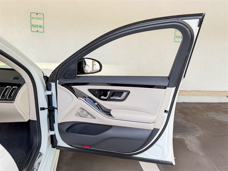 2023 Mercedes-Benz S 580 4MATIC - Photo 38 - Bonita Springs, FL 34134