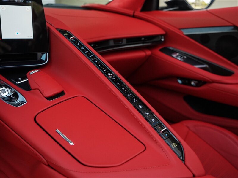 2024 Chevrolet Corvette Stingray   - Photo 20 - Bonita Springs, FL 34134