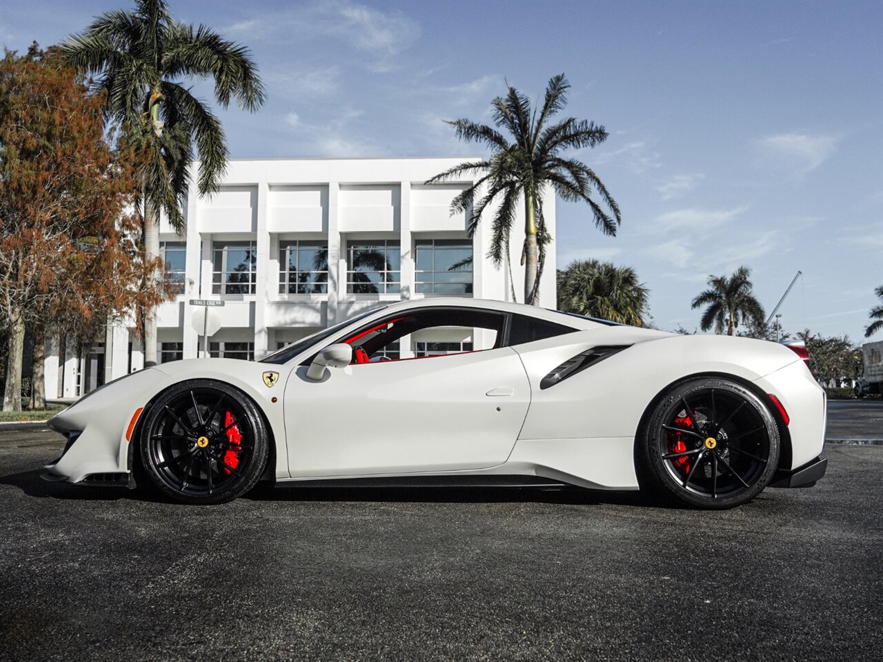 2019 Ferrari 488 Pista   - Photo 43 - Bonita Springs, FL 34134