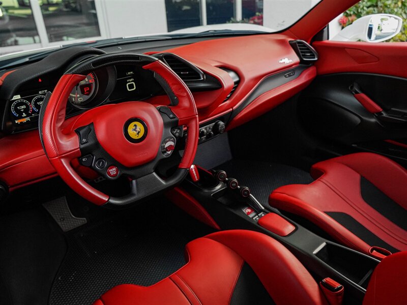 2019 Ferrari 488 Pista   - Photo 2 - Bonita Springs, FL 34134