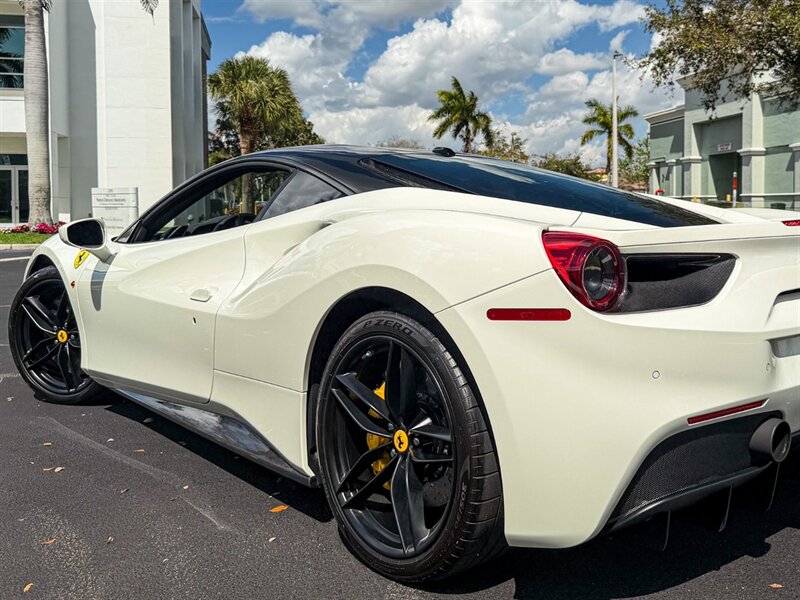 2017 Ferrari 488 GTB   - Photo 52 - Bonita Springs, FL 34134