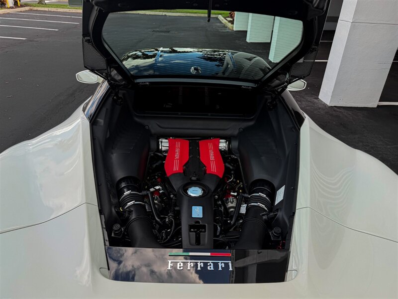 2017 Ferrari 488 GTB   - Photo 39 - Bonita Springs, FL 34134