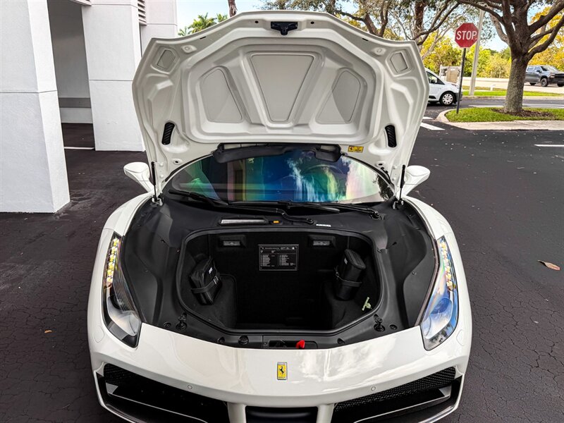 2017 Ferrari 488 GTB   - Photo 42 - Bonita Springs, FL 34134