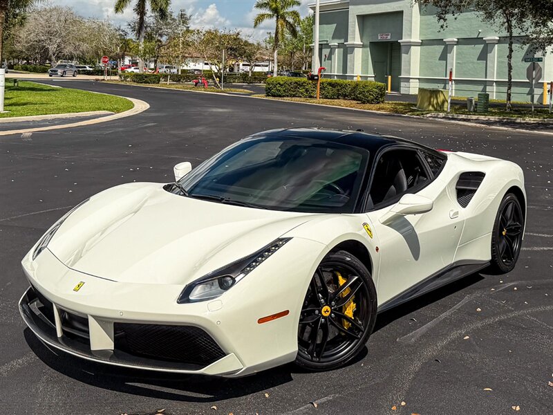 2017 Ferrari 488 GTB   - Photo 9 - Bonita Springs, FL 34134