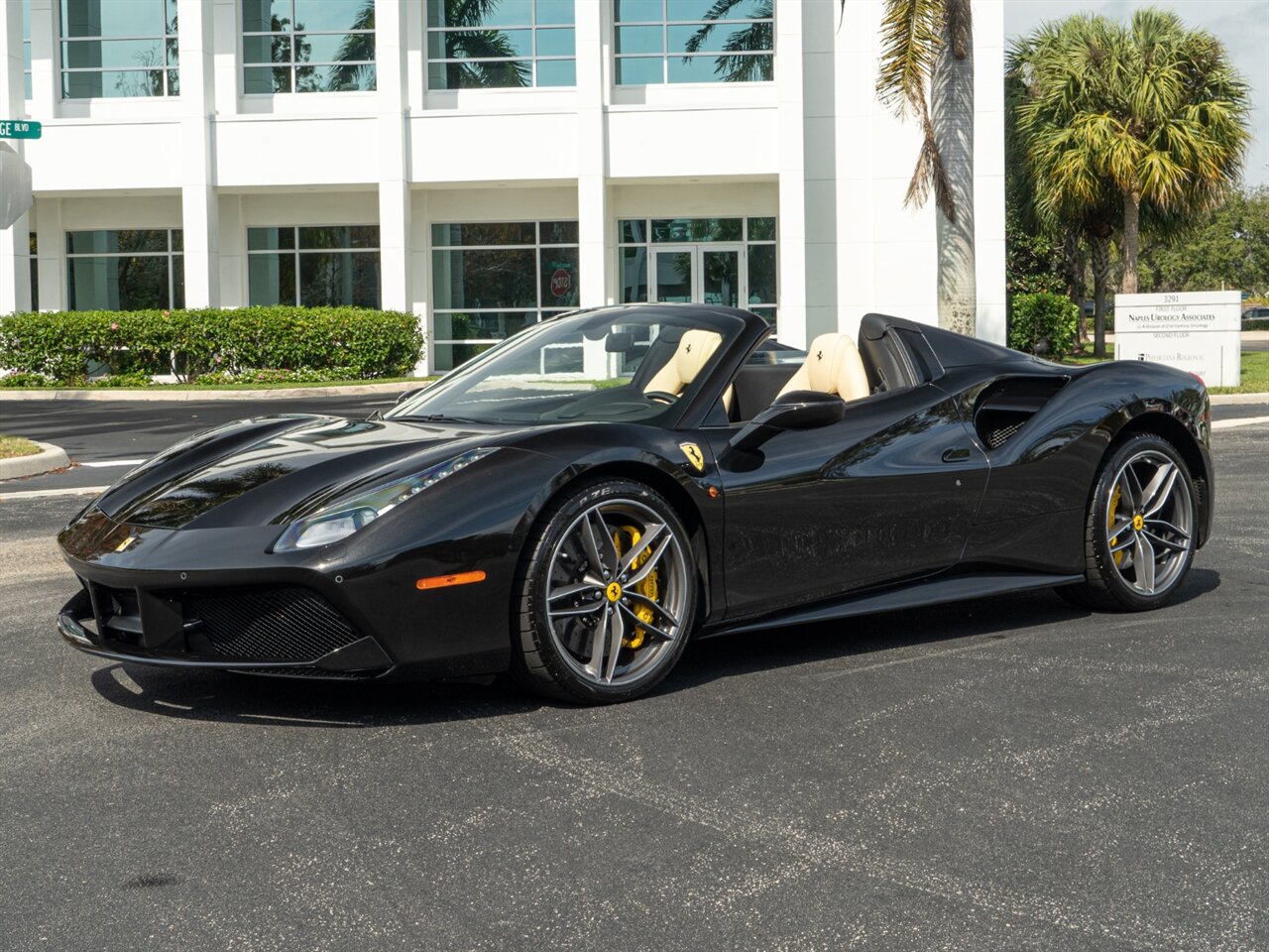 2017 Ferrari 488 Spider   - Photo 50 - Bonita Springs, FL 34134