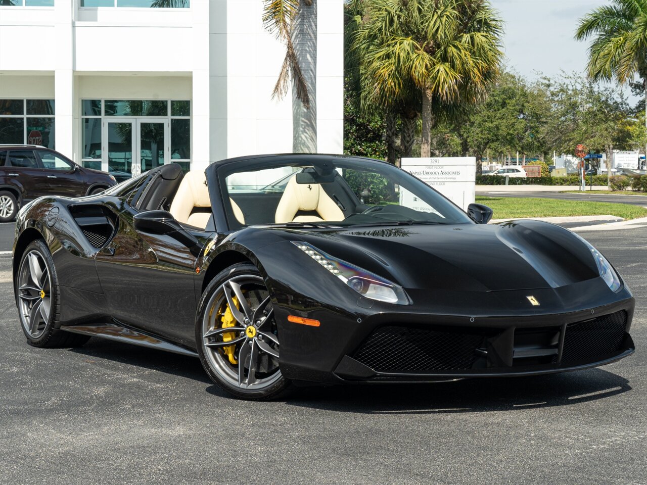 2017 Ferrari 488 Spider   - Photo 5 - Bonita Springs, FL 34134