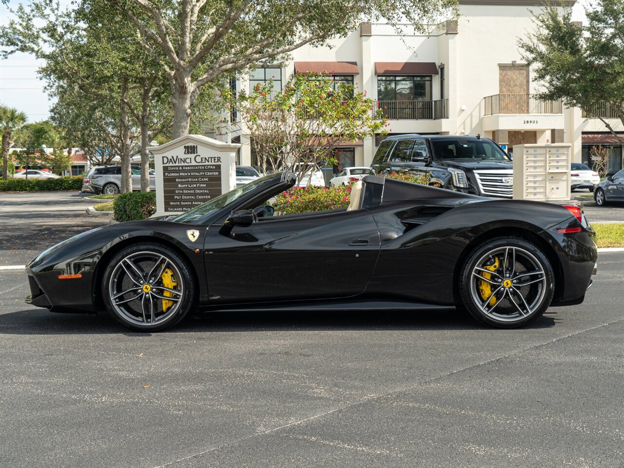 2017 Ferrari 488 Spider   - Photo 44 - Bonita Springs, FL 34134