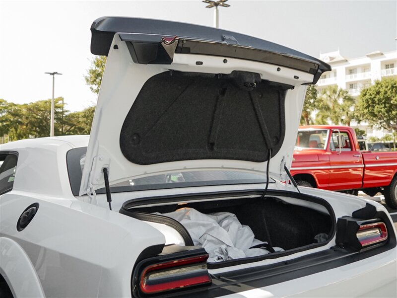 2023 Dodge Challenger SRT Hellcat Redeye W - Photo 38 - Bonita Springs, FL 34134