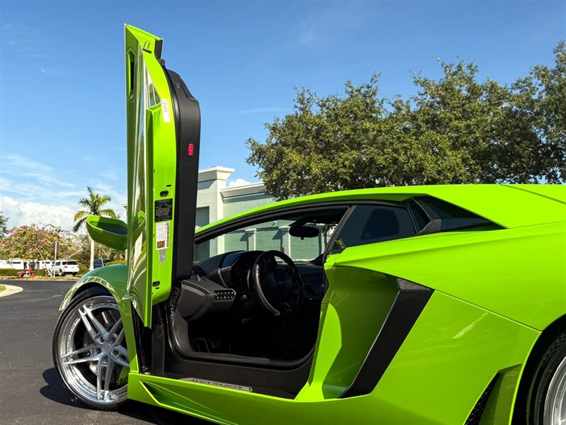 2014 Lamborghini Aventador LP 700-4   - Photo 48 - Bonita Springs, FL 34134