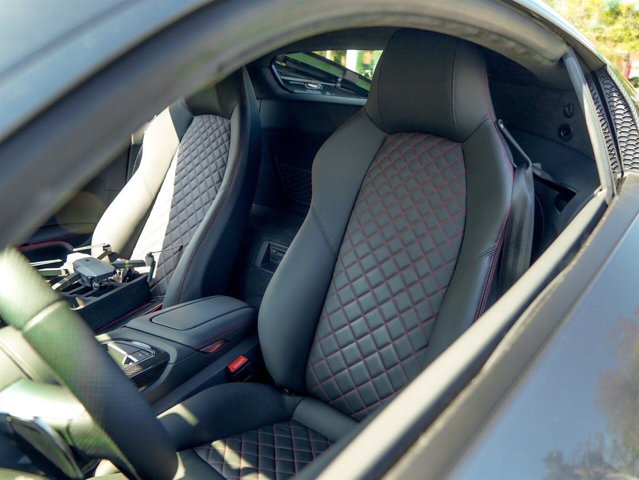 2022 Audi R8   - Photo 8 - Bonita Springs, FL 34134