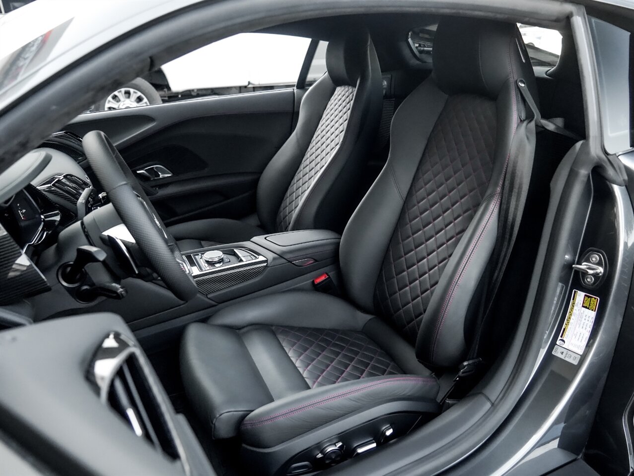 2022 Audi R8   - Photo 19 - Bonita Springs, FL 34134