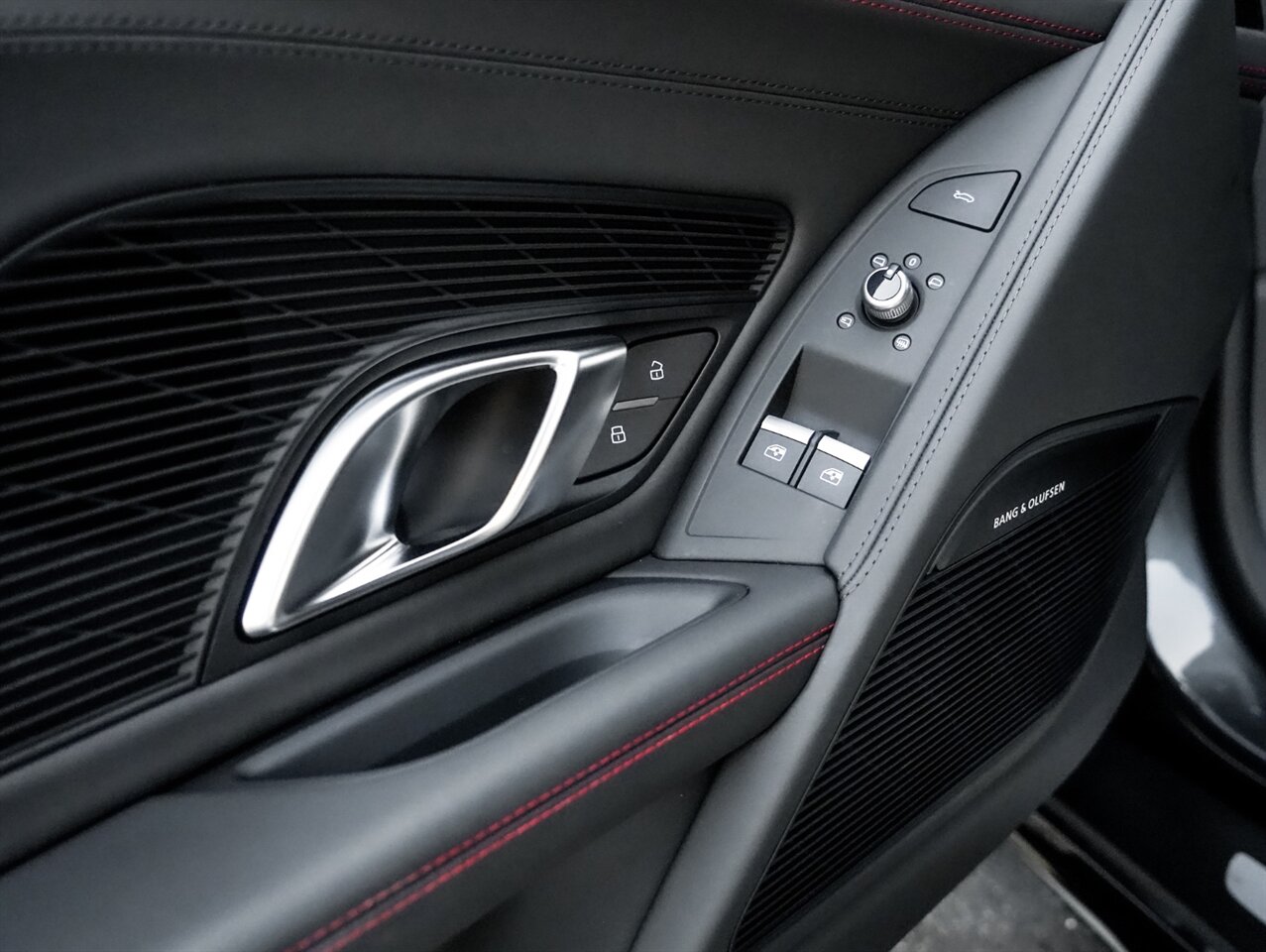 2022 Audi R8   - Photo 21 - Bonita Springs, FL 34134