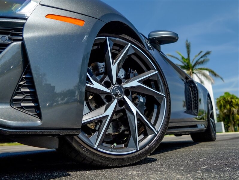 2022 Audi R8 - Photo 10 - Bonita Springs, FL 34134