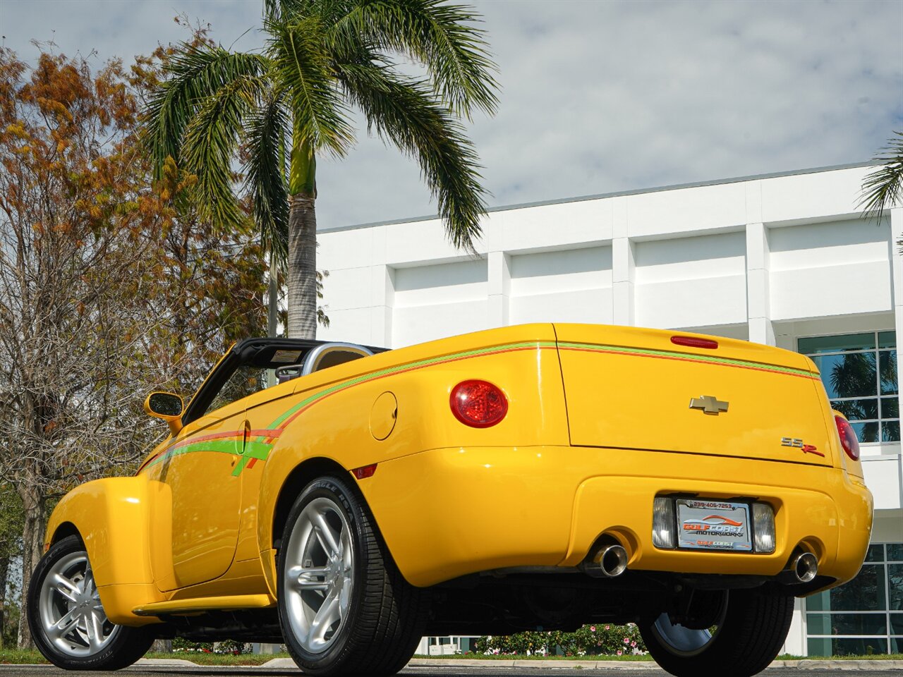 2003 Chevrolet SSR LS   - Photo 11 - Bonita Springs, FL 34134