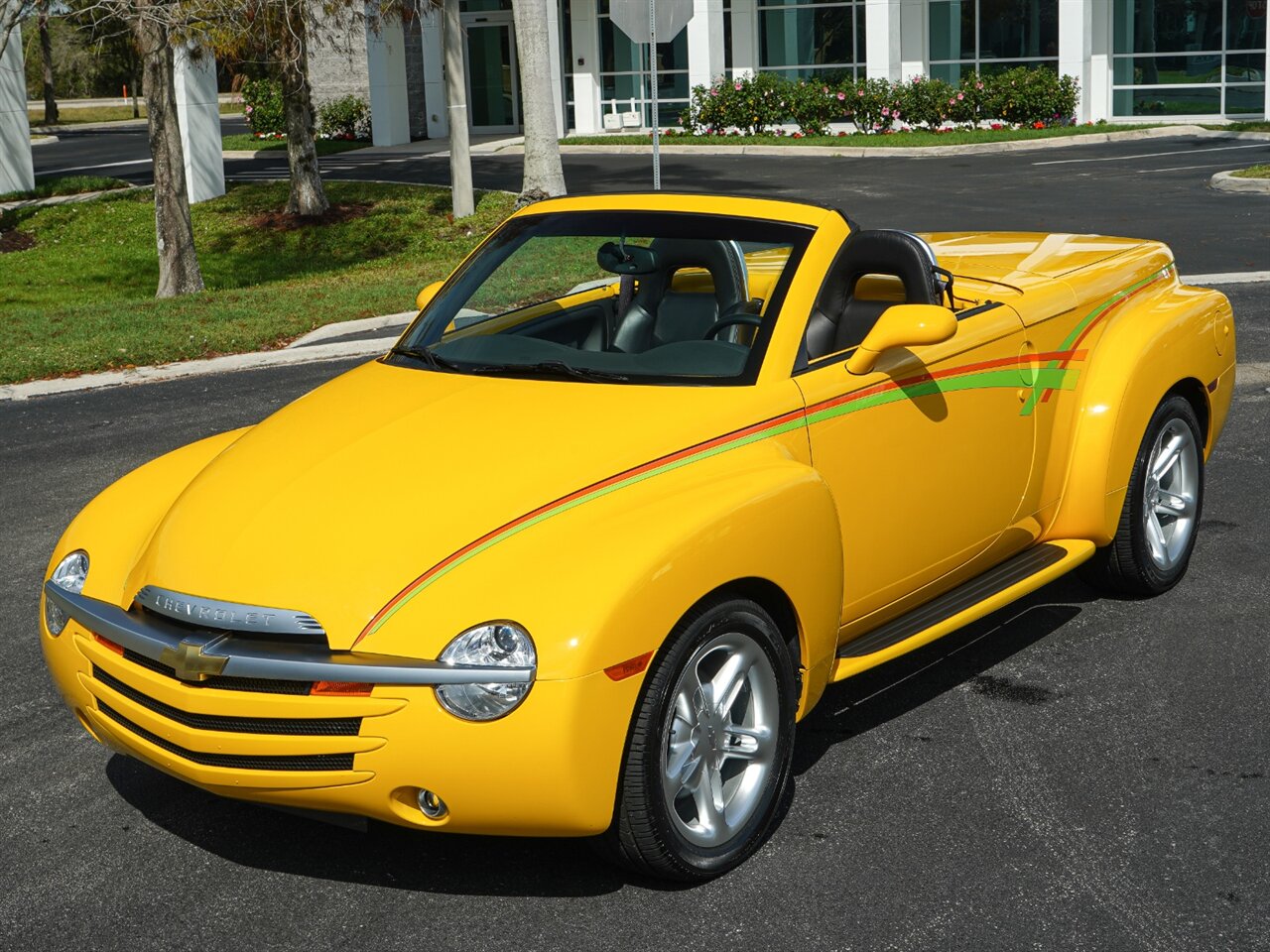 2003 Chevrolet SSR LS   - Photo 20 - Bonita Springs, FL 34134