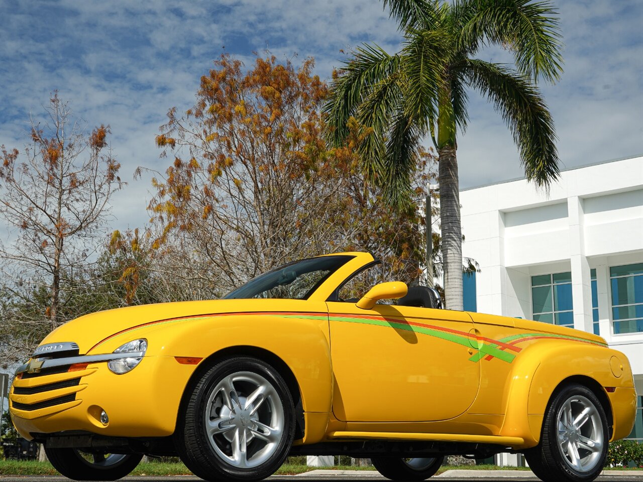 2003 Chevrolet SSR LS   - Photo 22 - Bonita Springs, FL 34134