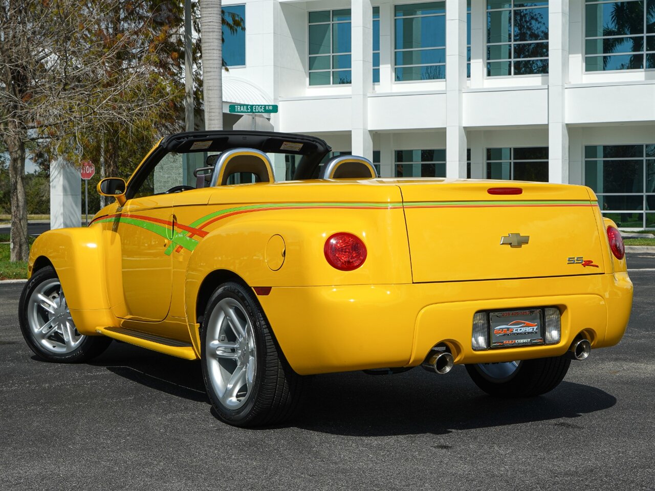 2003 Chevrolet SSR LS   - Photo 10 - Bonita Springs, FL 34134