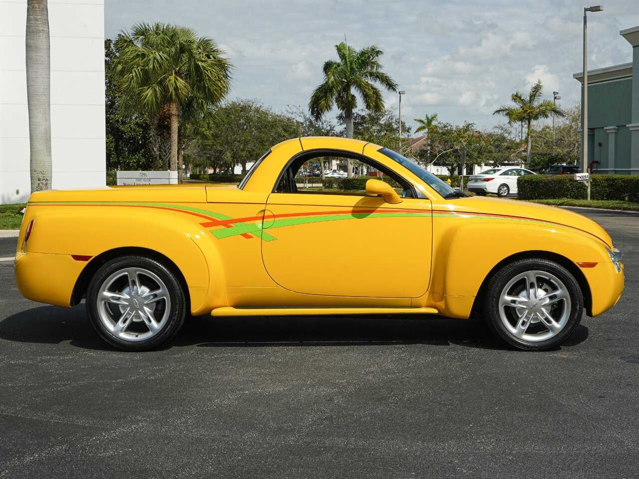 2003 Chevrolet SSR LS   - Photo 35 - Bonita Springs, FL 34134