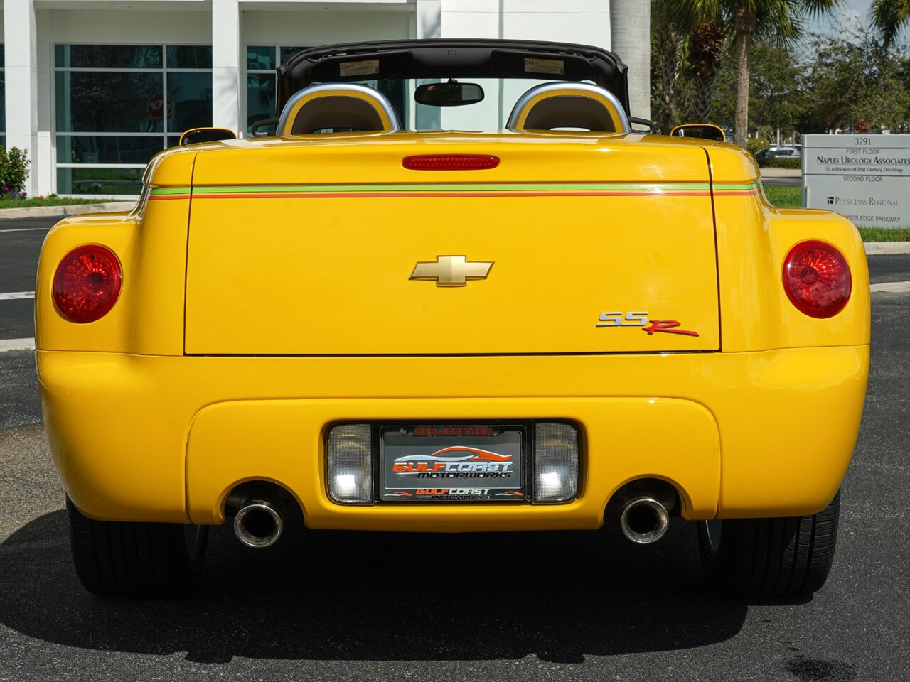 2003 Chevrolet SSR LS   - Photo 13 - Bonita Springs, FL 34134