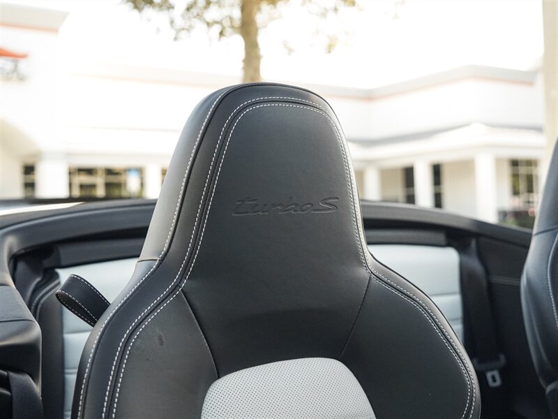 2022 Porsche 911 Turbo S Cabriolet   - Photo 36 - Bonita Springs, FL 34134