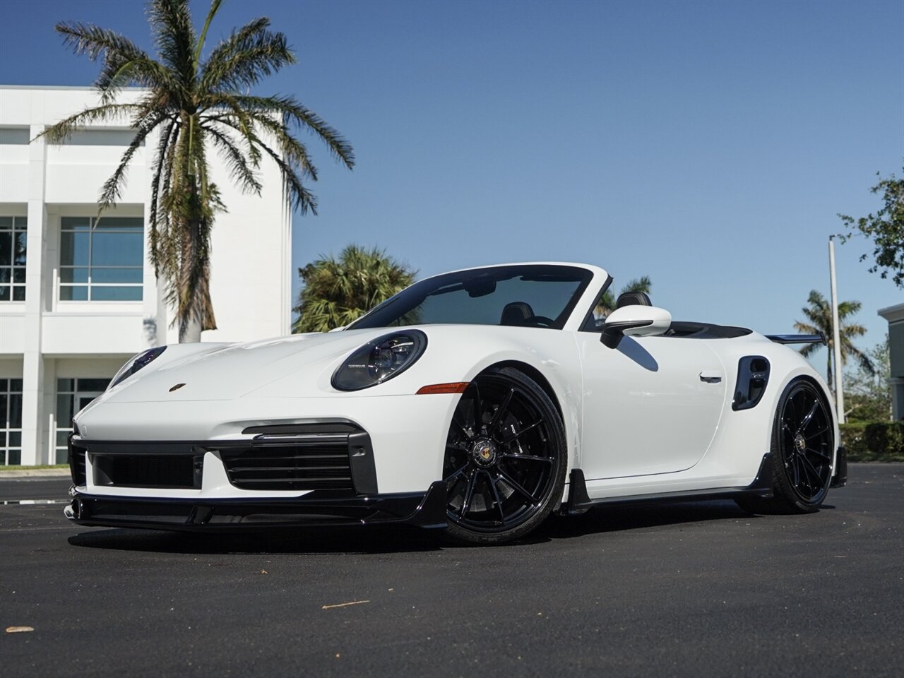 2022 Porsche 911 Turbo S Cabriolet   - Photo 9 - Bonita Springs, FL 34134