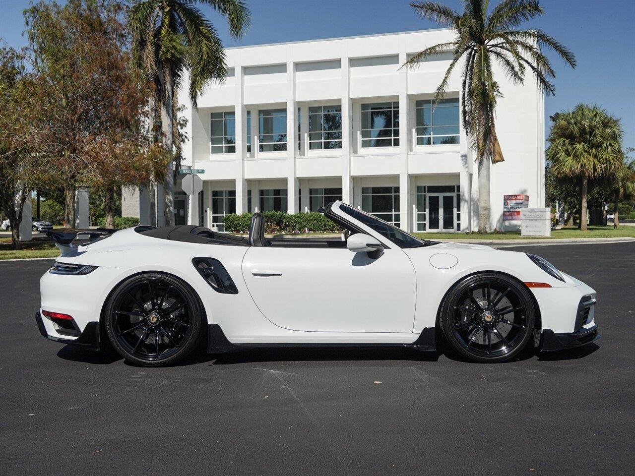 2022 Porsche 911 Turbo S Cabriolet   - Photo 63 - Bonita Springs, FL 34134